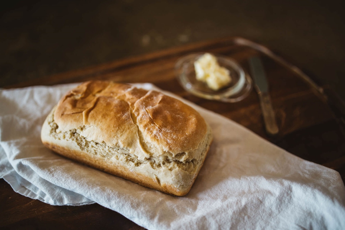 Simple Amish White Bread Recipe